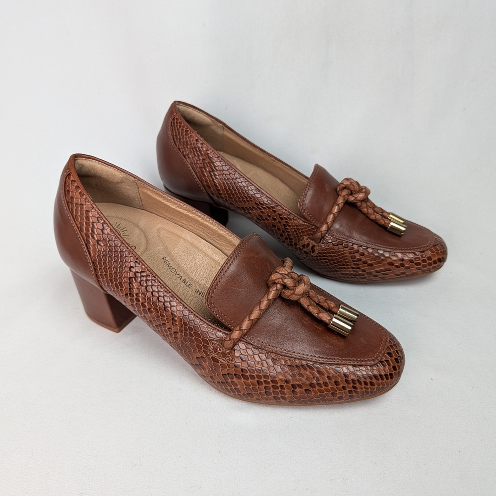 Brioso Maureen Leather Block Heel Loafer Pumps
